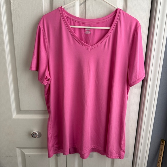 Athletic Works Tops - Athletic Works pink v neck short sleeve size XXL